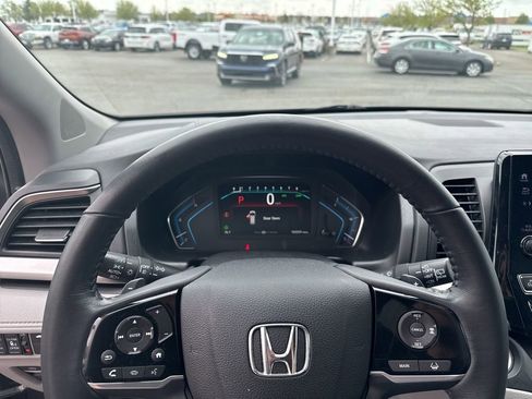 Used 2019 Honda Odyssey EX-L image 11