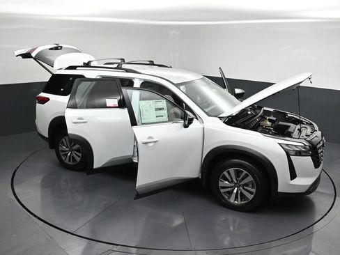 New 2026 Nissan Pathfinder SL AWD/4WD image 33