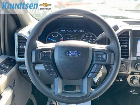 Used 2017 Ford F250 XLT w/ XLT Premium Package AWD/4WD image 21