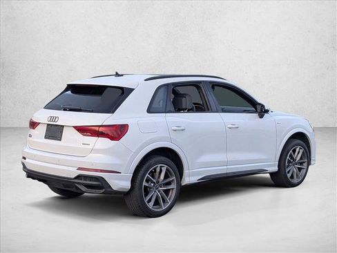 Certified 2024 Audi Q3 2.0T Premium AWD/4WD image 5