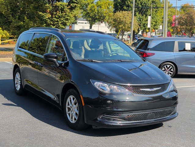 Used 2021 Chrysler Voyager Lxi FWD image 3