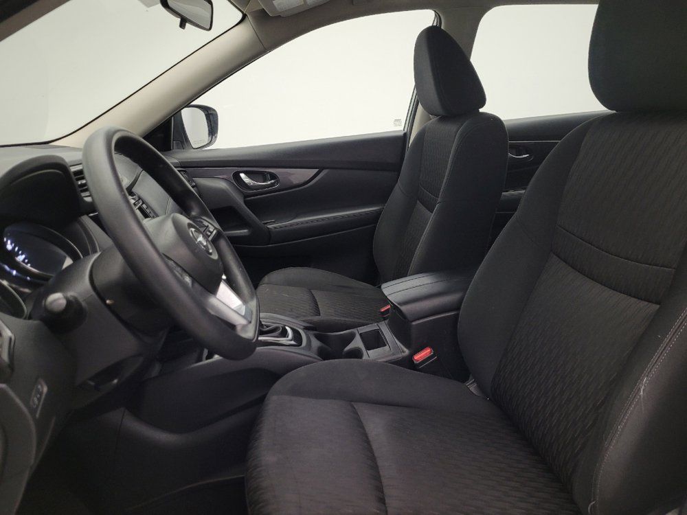 Used 2018 Nissan Rogue S FWD image 17
