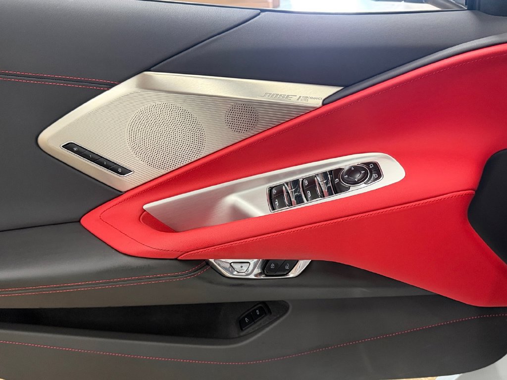 Used 2024 Chevrolet Corvette Stingray Preferred Conv w/ Z51 Performance Package RWD image 29