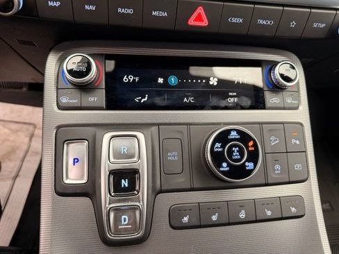 Used 2025 Hyundai Palisade Calligraphy AWD/4WD image 21