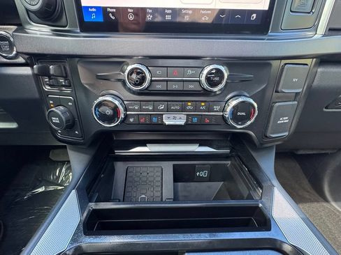 Used 2025 Ford F250 Platinum AWD/4WD image 30