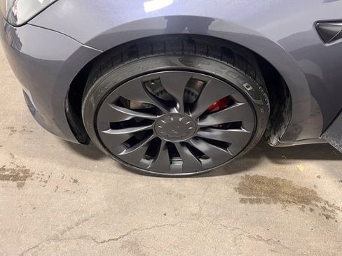 Used 2023 Tesla Model 3 Performance image 29