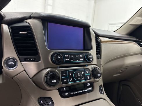 Used 2017 GMC Yukon XL Denali w/ Open Road Package image 45