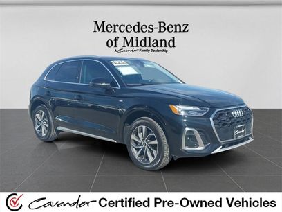 Used 2024 Audi Q5 2.0T Premium w/ Convenience Package