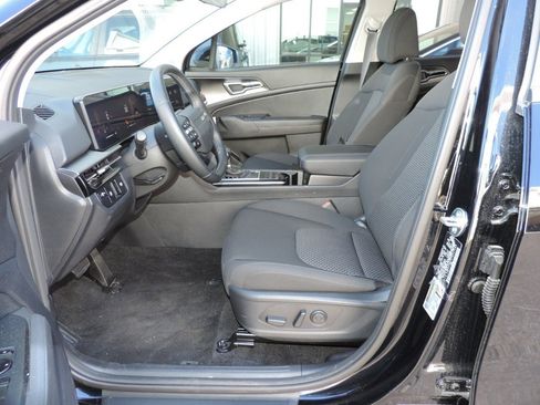 New 2026 Kia Sportage LX w/ LX Convenience Package image 13