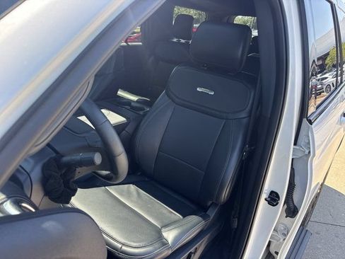 Used 2025 Ford Expedition Platinum w/ Stealth Appearance Package AWD/4WD image 26