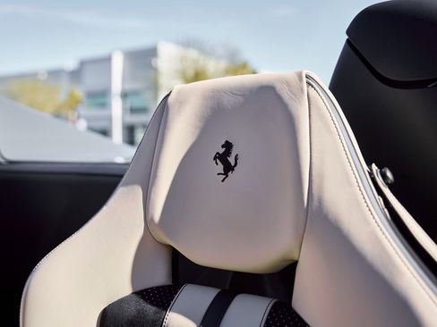 Used 2022 Ferrari F8 Tributo image 50