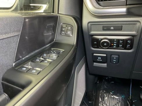 New 2025 Ford F150 Lariat w/ Equipment Group 502A High image 21