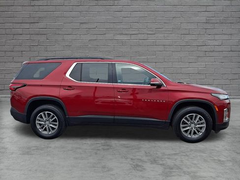 Used 2023 Chevrolet Traverse LT FWD image 13