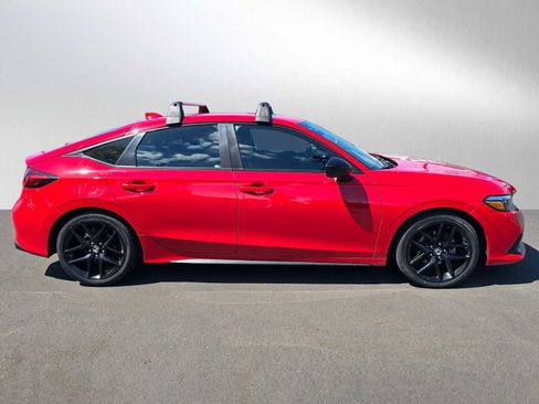 Used 2023 Honda Civic Sport image 2