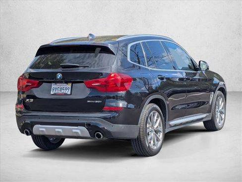 Used 2019 BMW X3 sDrive30i image 5