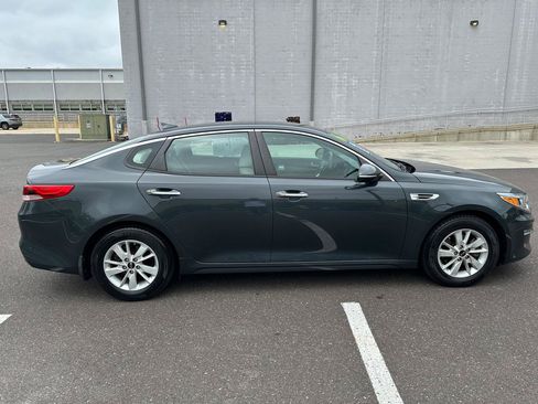 Used 2016 Kia Optima LX FWD image 4