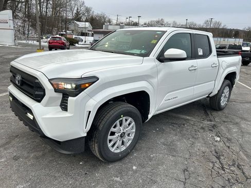 New 2026 Toyota Tacoma SR5 image 1