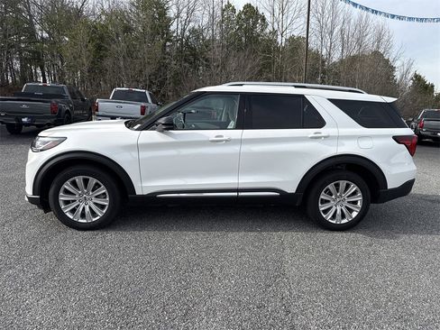 Used 2025 Ford Explorer Platinum w/ LUX Leather Package image 4