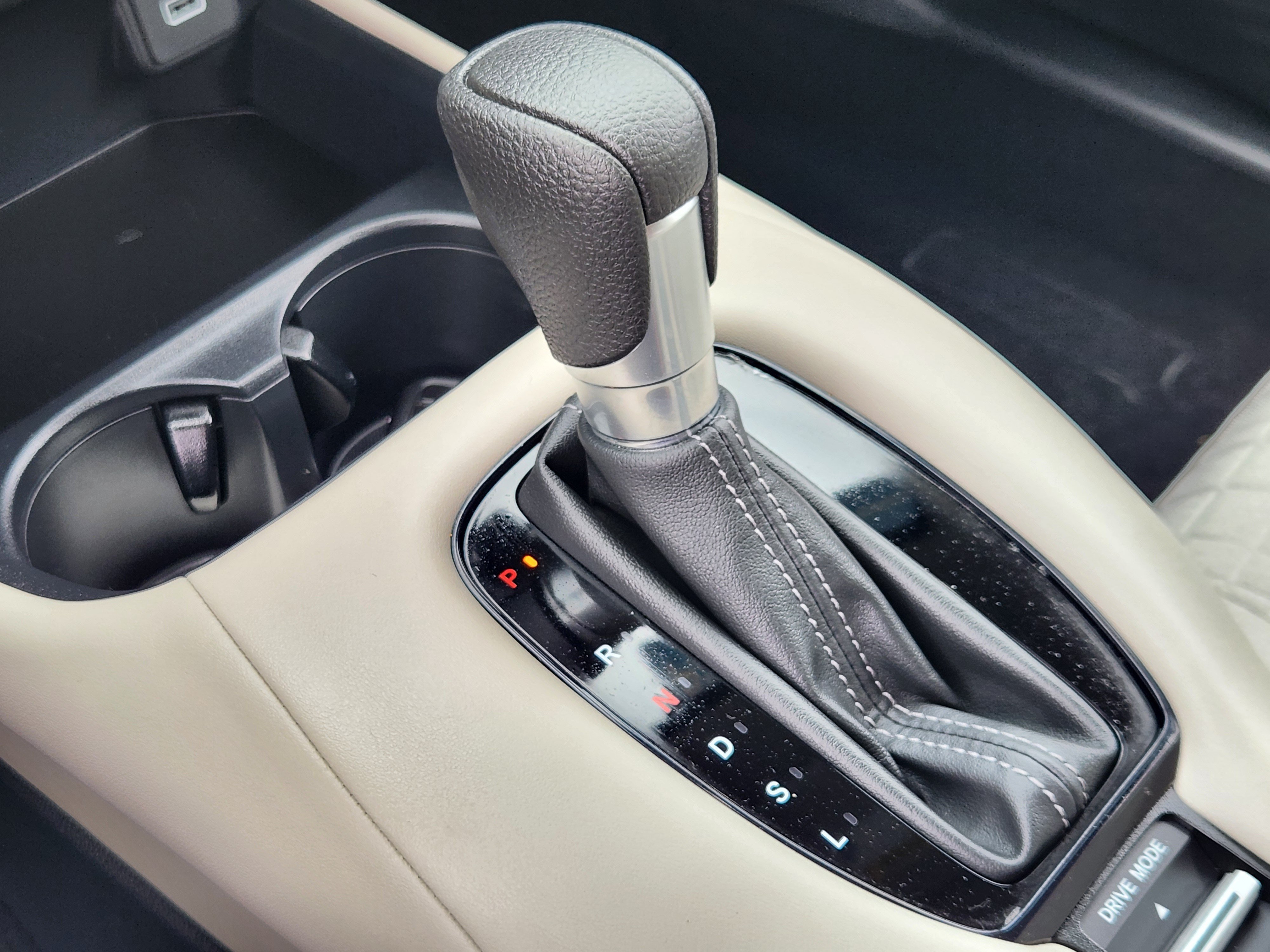 Certified 2024 Honda HR-V LX image 12