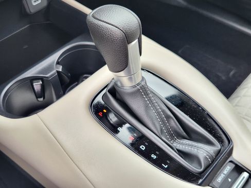Certified 2024 Honda HR-V LX image 12