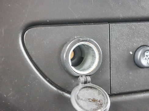 Used 2022 Chevrolet Express 3500 w/ Driver Convenience Package image 21