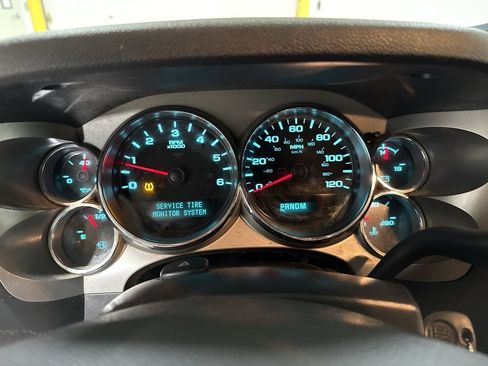 Used 2013 Chevrolet Silverado 1500 LT AWD/4WD image 12