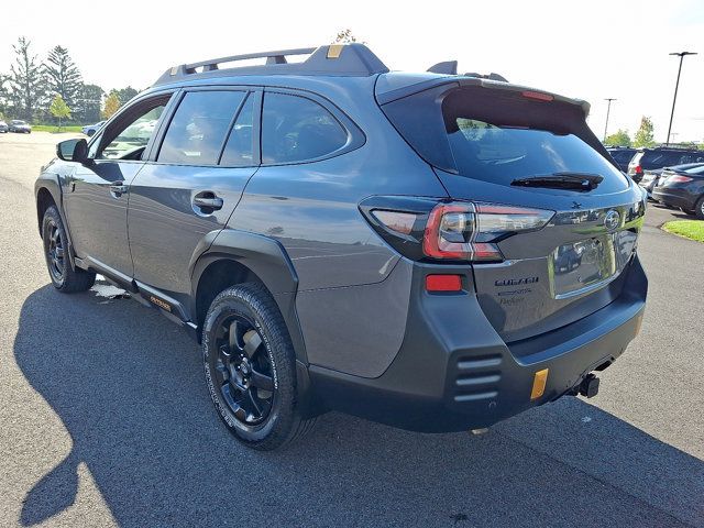 Used 2022 Subaru Outback Wilderness AWD/4WD image 5