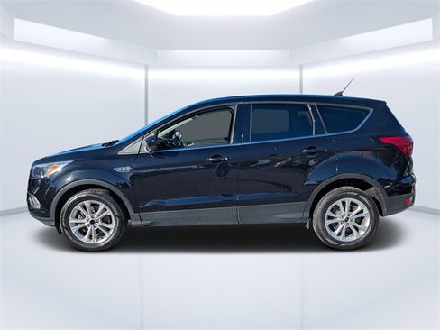Used 2019 Ford Escape SE image 6
