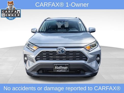 Used 2021 Toyota RAV4 XLE w/ XLE Grade Weather Package AWD/4WD image 3