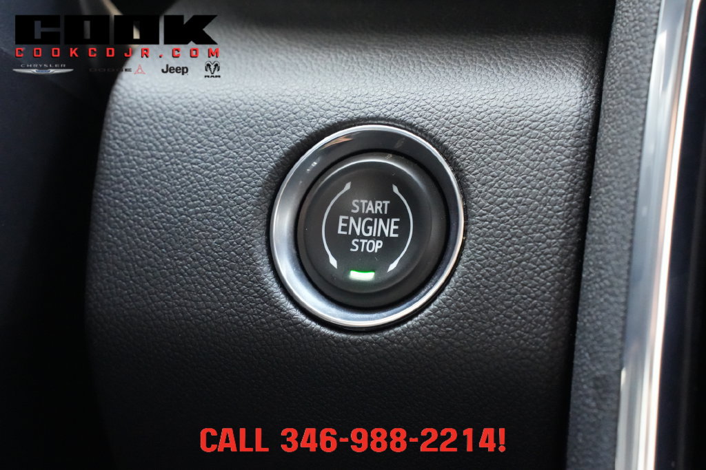 Used 2026 GMC Acadia Elevation w/ Elevation Premium Package FWD image 15
