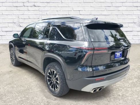 Certified 2025 Chevrolet Traverse Z71 w/ Driver Confidence Package AWD/4WD image 2