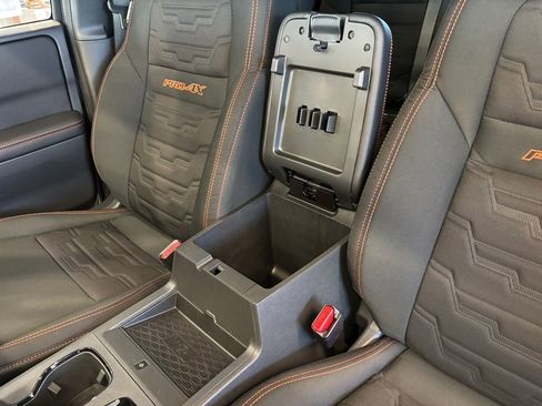 New 2025 Nissan Frontier PRO-4X w/ Pro Convenience Package image 19