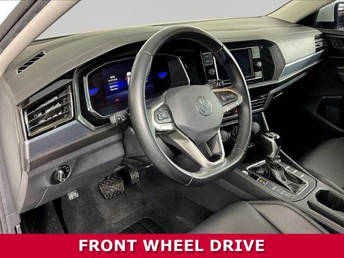 Used 2022 Volkswagen Jetta SE FWD image 15
