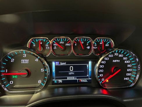 Used 2018 Chevrolet Silverado 1500 LT w/ All Star Edition image 20