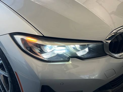 Used 2019 BMW 330i Sedan RWD image 16