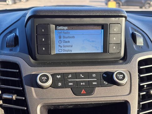 Used 2022 Ford Transit Connect XL image 17