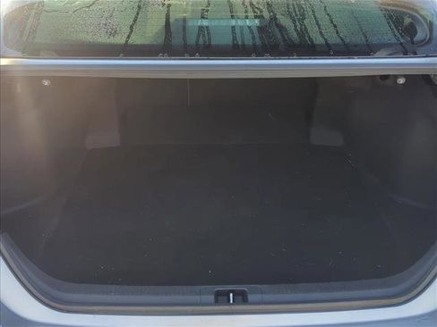 Used 2021 Toyota Camry SE w/ Convenience Package FWD image 23