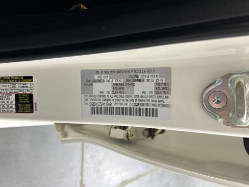 Used 2017 MAZDA MAZDA3 Touring w/ Popular Equipment Package FWD image 31