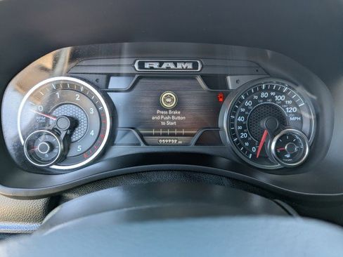 Used 2021 RAM 2500 Laramie image 16