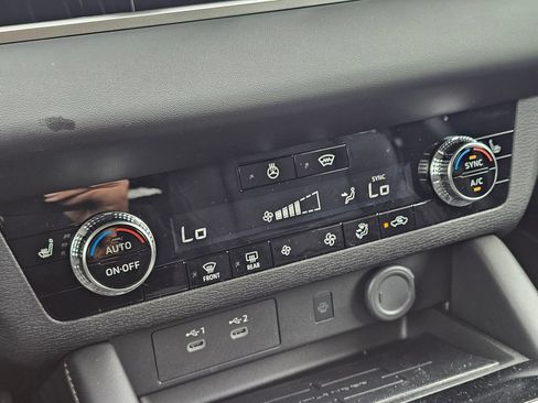 New 2026 Mitsubishi Outlander SE AWD/4WD image 24