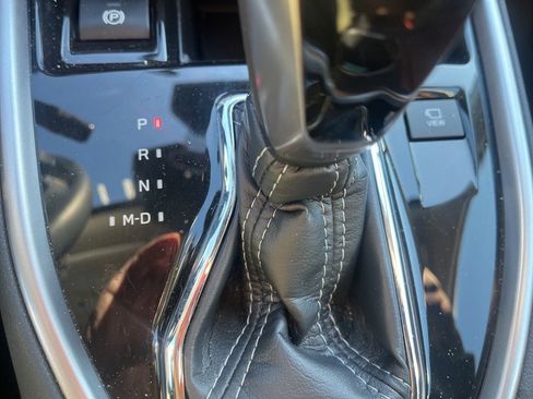 Used 2025 Subaru Outback Touring XT w/ Popular Package #2 image 17