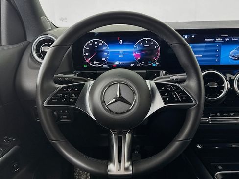 Certified 2026 Mercedes-Benz GLA 250 4MATIC image 18