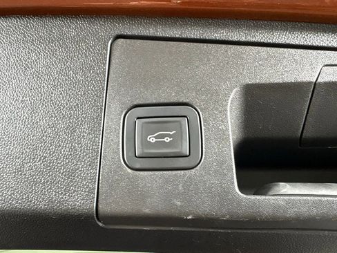 Used 2019 Cadillac XT4 Sport FWD image 51