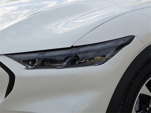 Used 2025 Ford Mustang Mach-E Select w/ Comfort Package Lite image 4