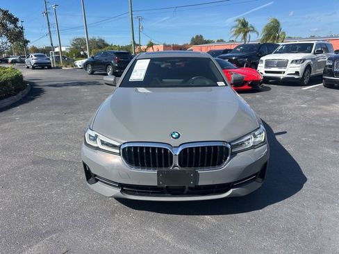 Used 2022 BMW 530i xDrive w/ Premium Package image 3