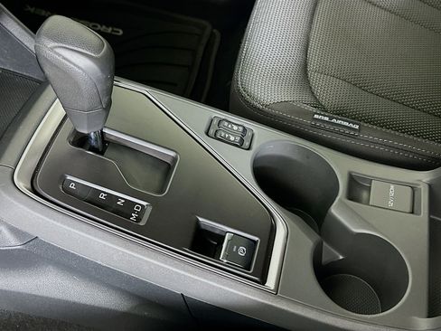 Used 2024 Subaru Crosstrek 2.0i Premium image 24