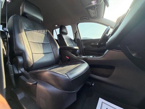 Used 2019 GMC Terrain SLT AWD/4WD image 23