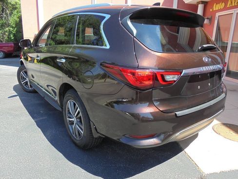 Used 2019 INFINITI QX60 Luxe w/ Essential Package AWD/4WD image 23
