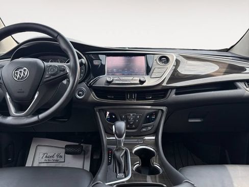 Used 2020 Buick Envision Essence FWD image 11