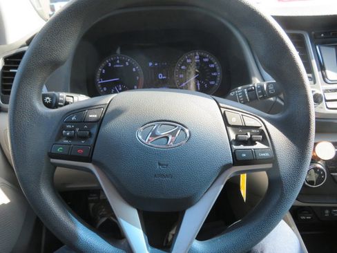 Used 2017 Hyundai Tucson SE image 22